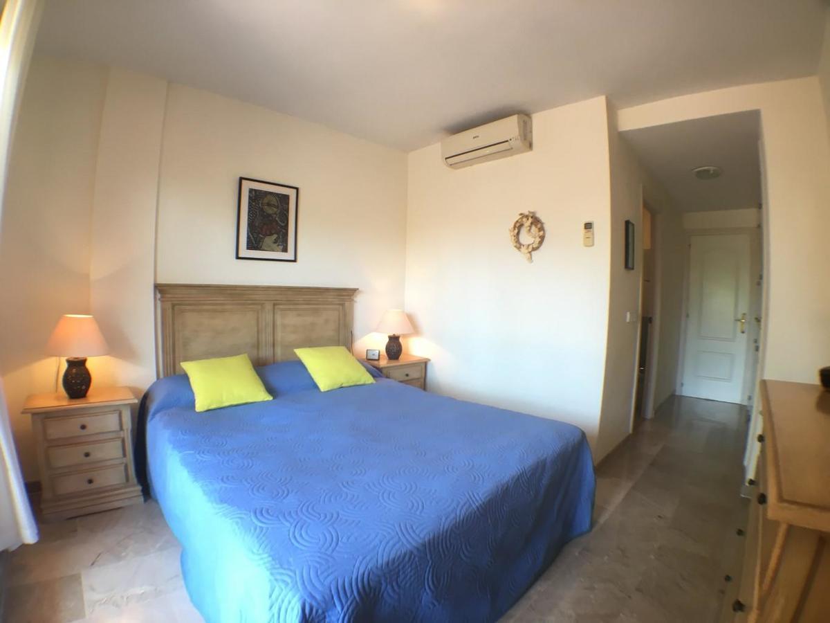 2236-Lovely Groundfloor With Pool View กาซาเรส ภายนอก รูปภาพ